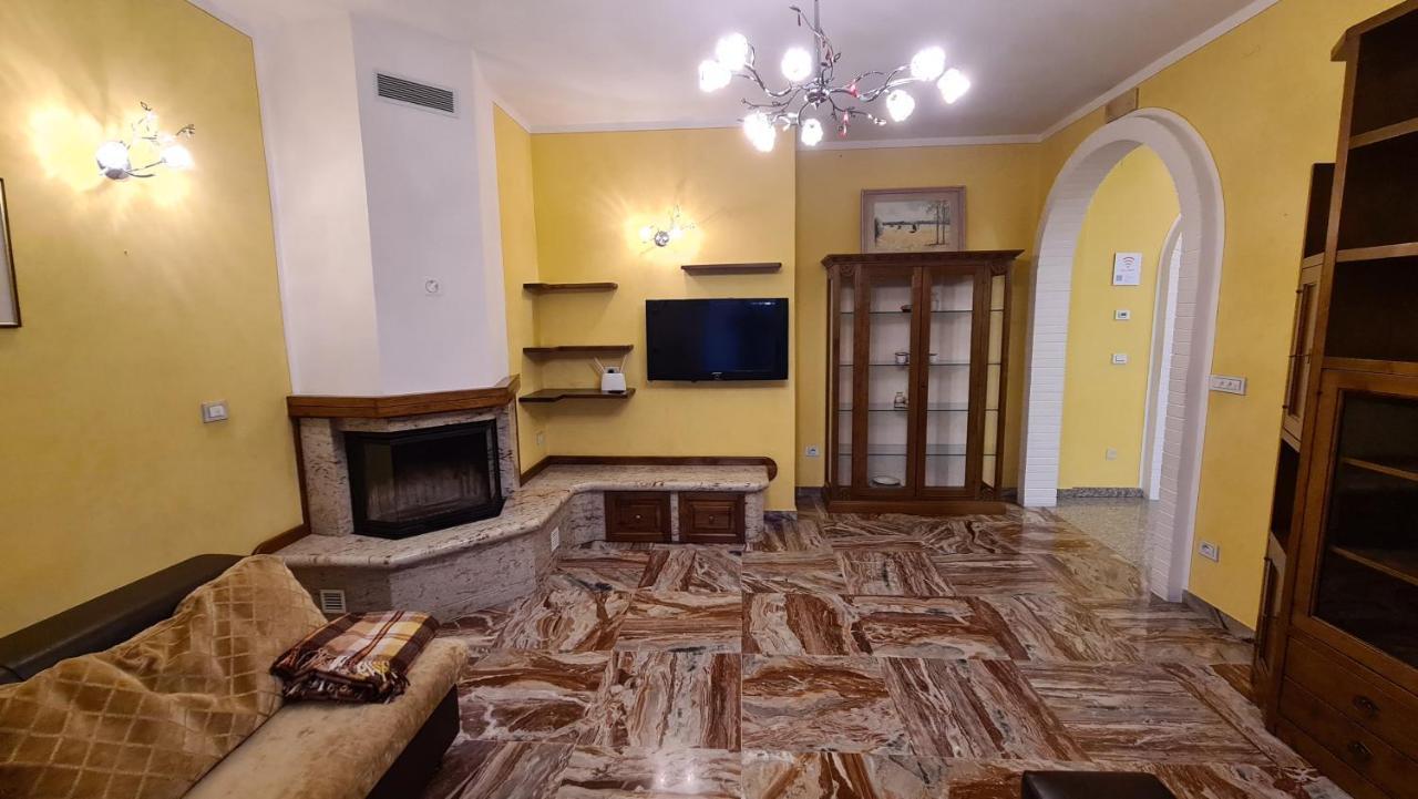 Luxury Apartment Pavullo Nel Frignano Kültér fotó