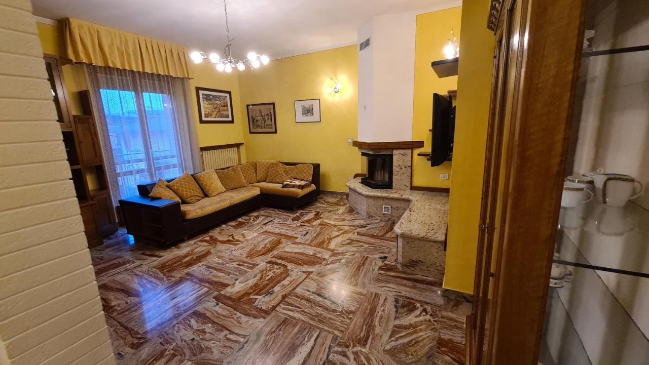 Luxury Apartment Pavullo Nel Frignano Kültér fotó
